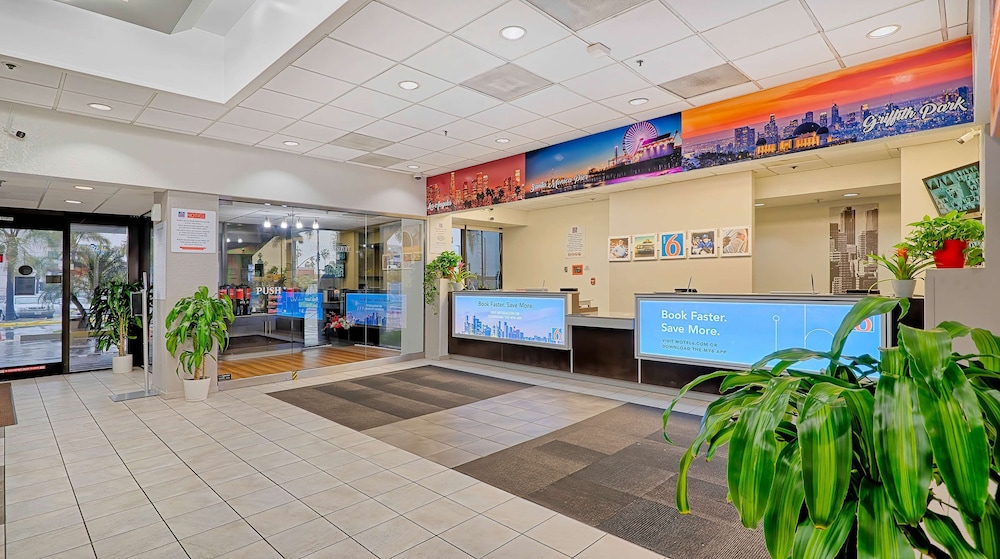 Motel6 Los Angeles, CA - Los Angeles - LAX 8/59