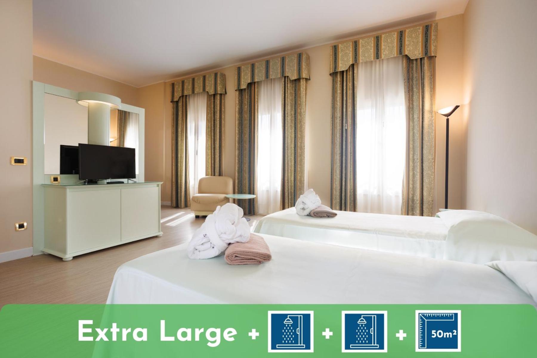 Room, Quadruple