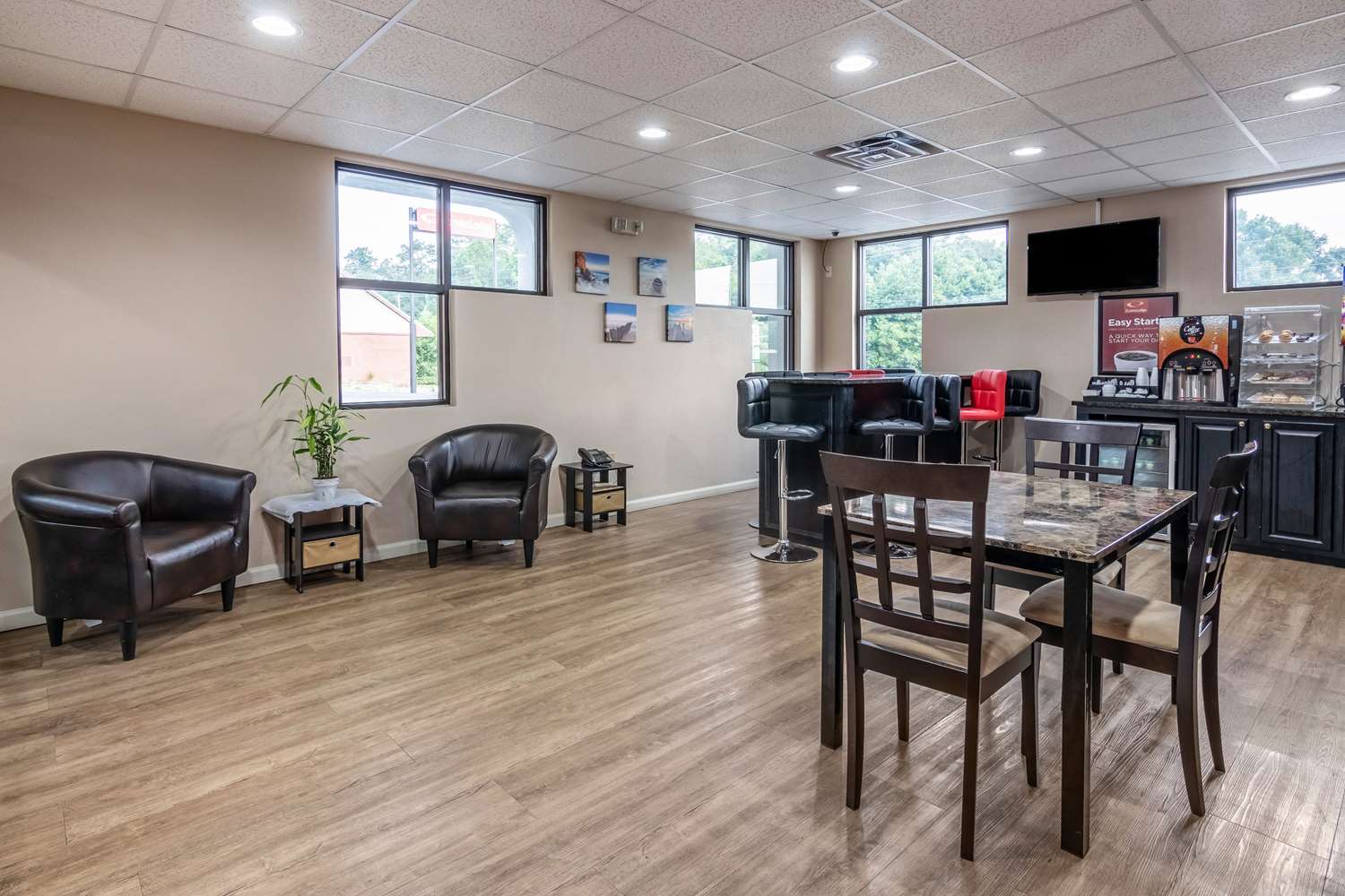 Americas Best Value Inn Opelika 7/12