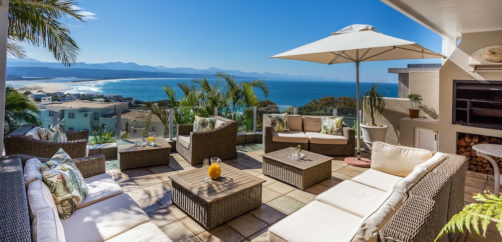 Ocean Watch Guest House 25/37