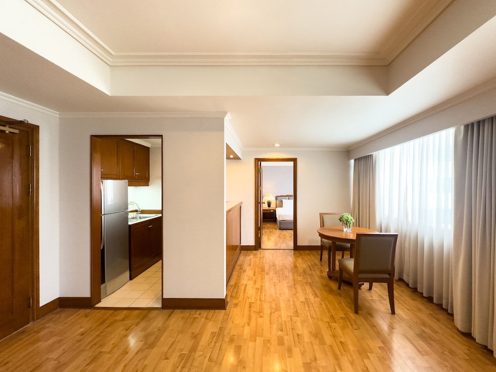 Rembrandt Residences Bangkok (Sukhumvit Soi 20) 51/83