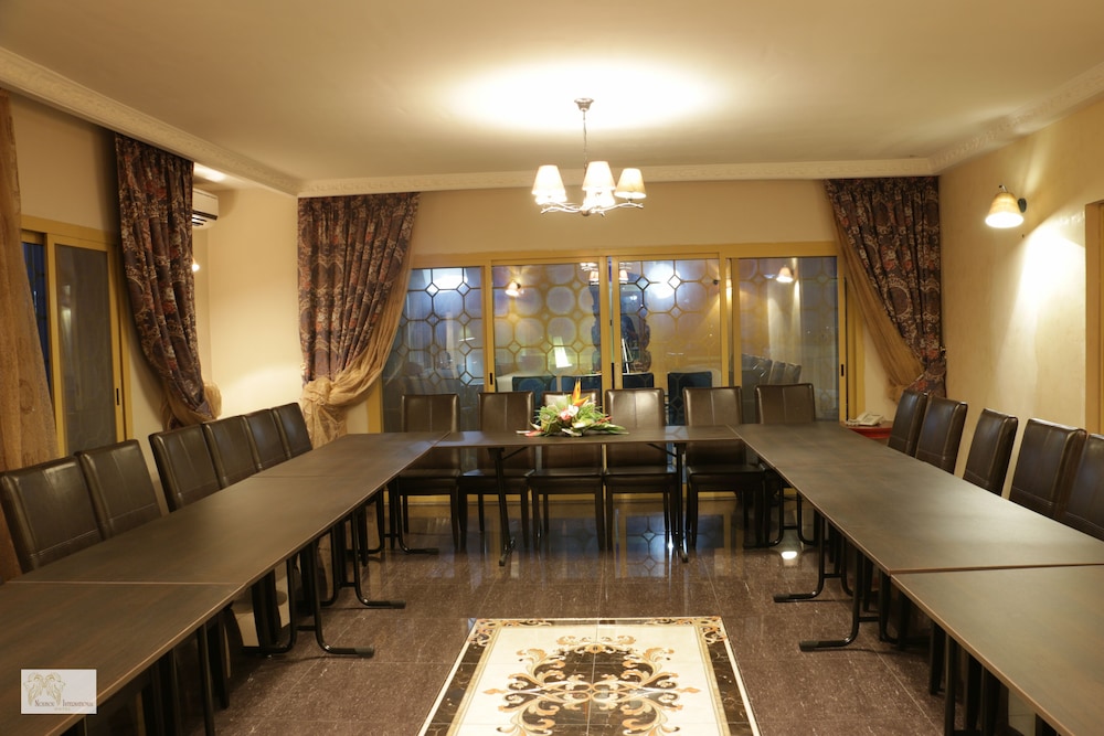 Noubou International Hotel 23/50