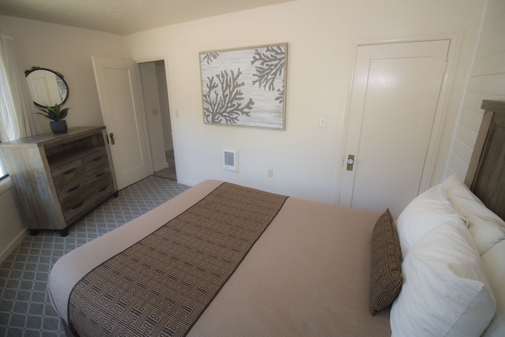 Capitola Venetian Hotel 23/60