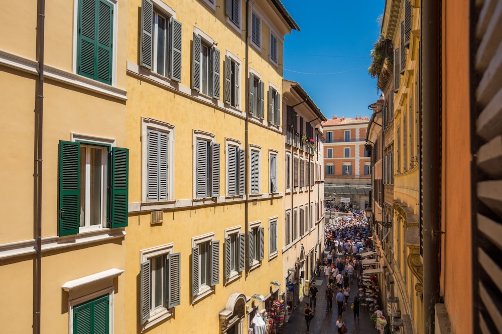 Piccolo Trevi Suites 49/53