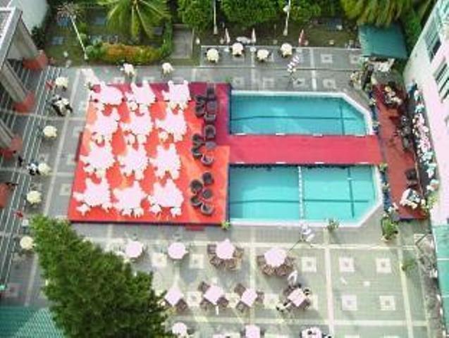 Emerald Garden International Hotel 3/17