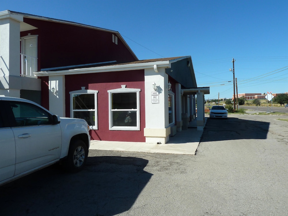 Americas Best Value Inn Alpine 5/33