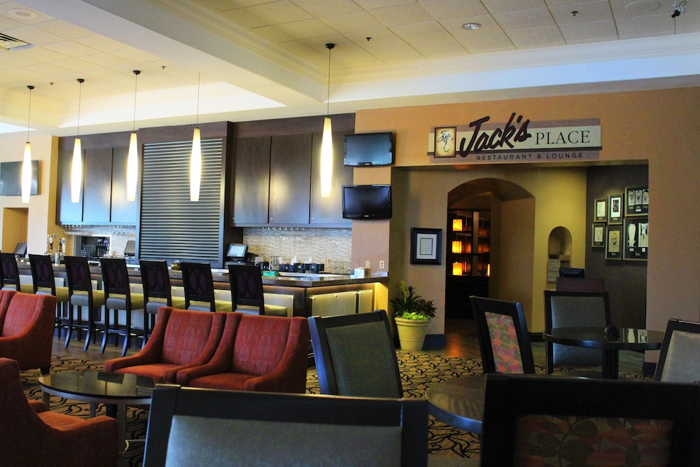 Rosen Plaza Hotel 55/68