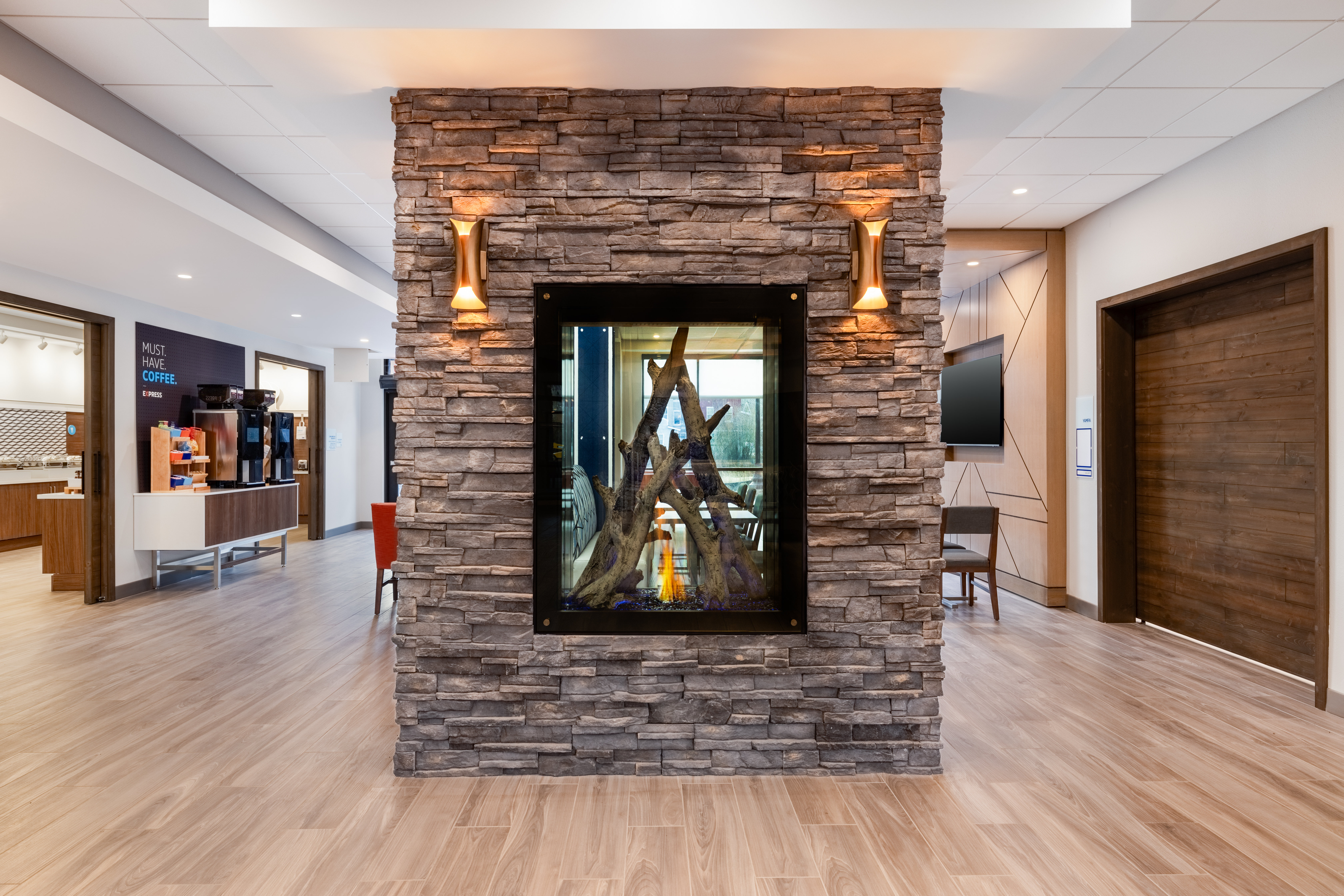 Holiday Inn Express & Suites Steamboat Springs by IHG 14/47
