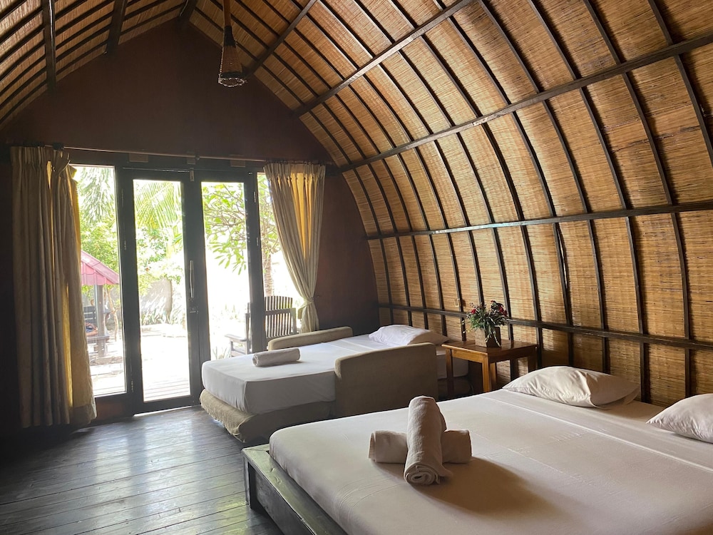 GiliPaddy Resort 25/65