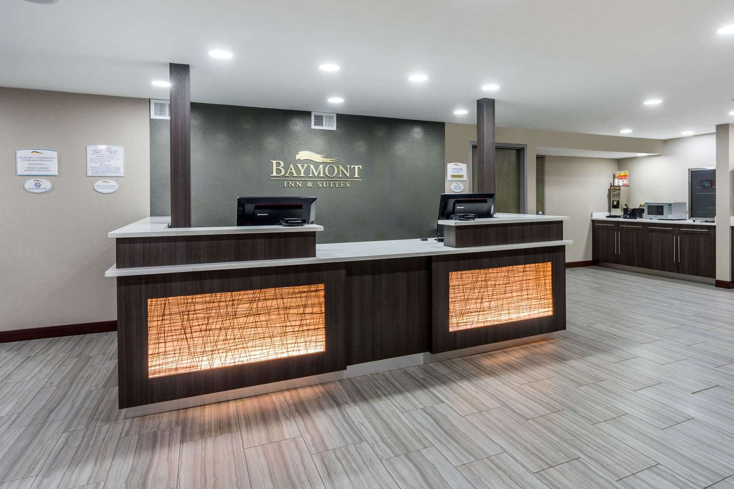 Baymont By Wyndham Clarksville 2/39