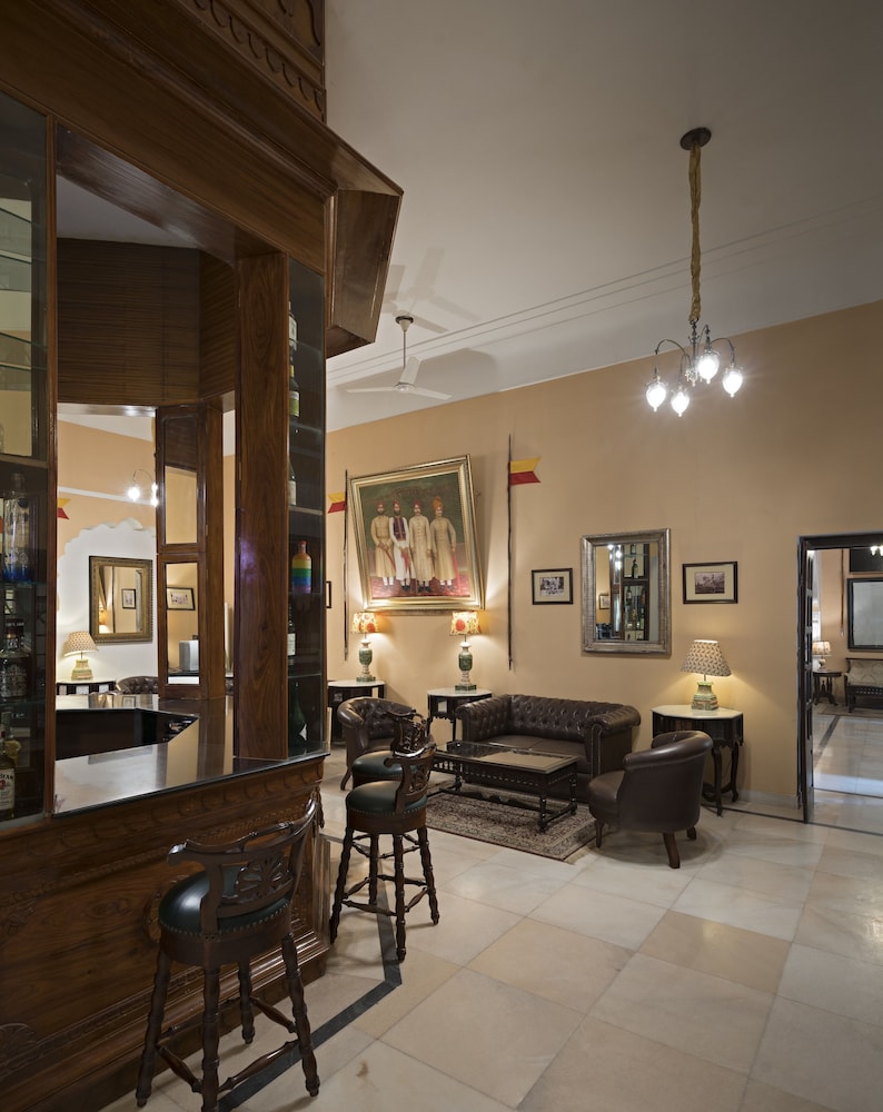 Alsisar Mahal 28/50