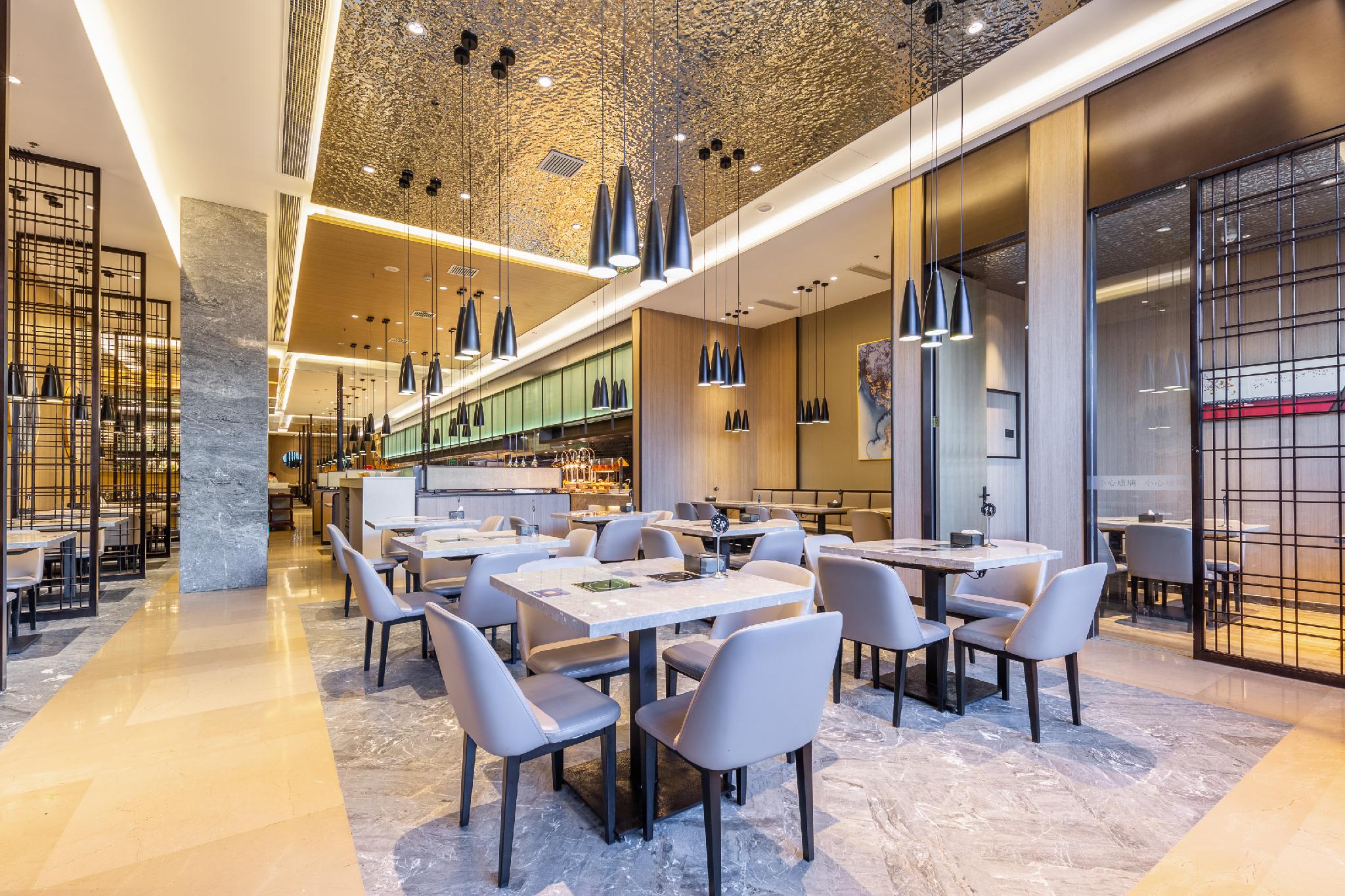 Rezen Dong Hotel (Anqing Taixin square) 20/23