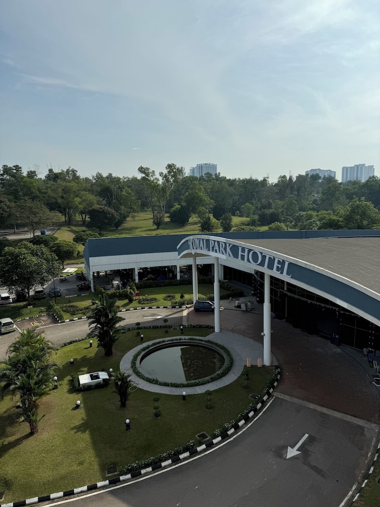 Royal Park Hotel @ UNITEN 44/50
