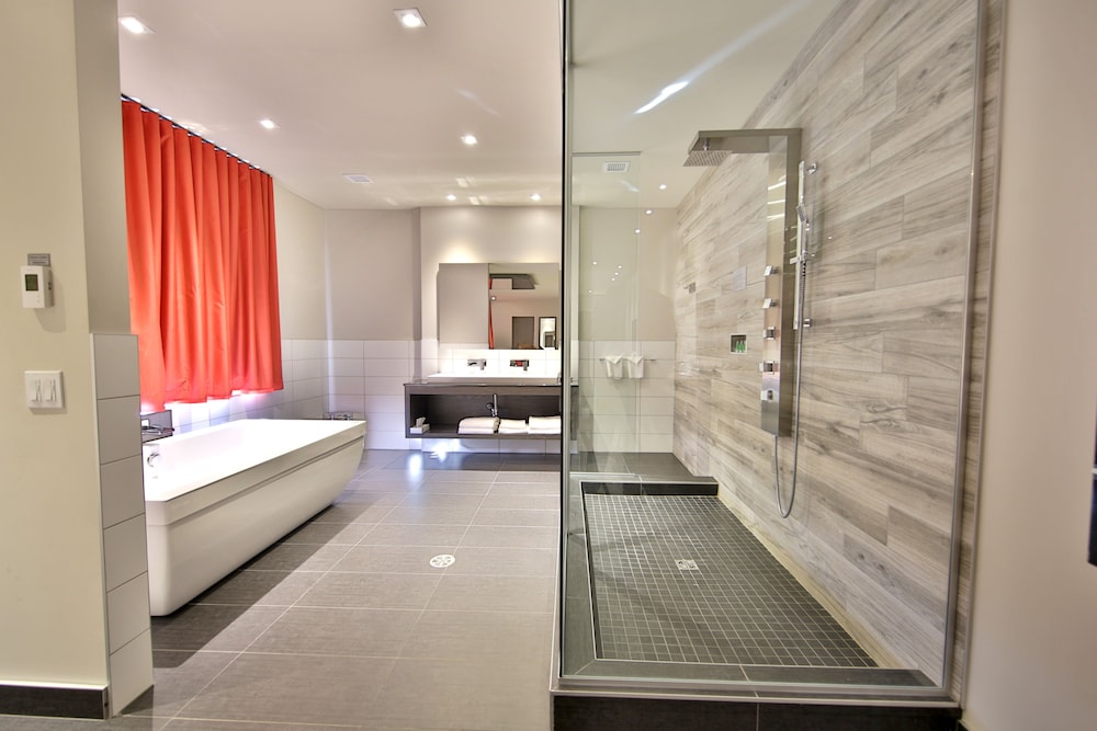 Hotel O Laval 19/33