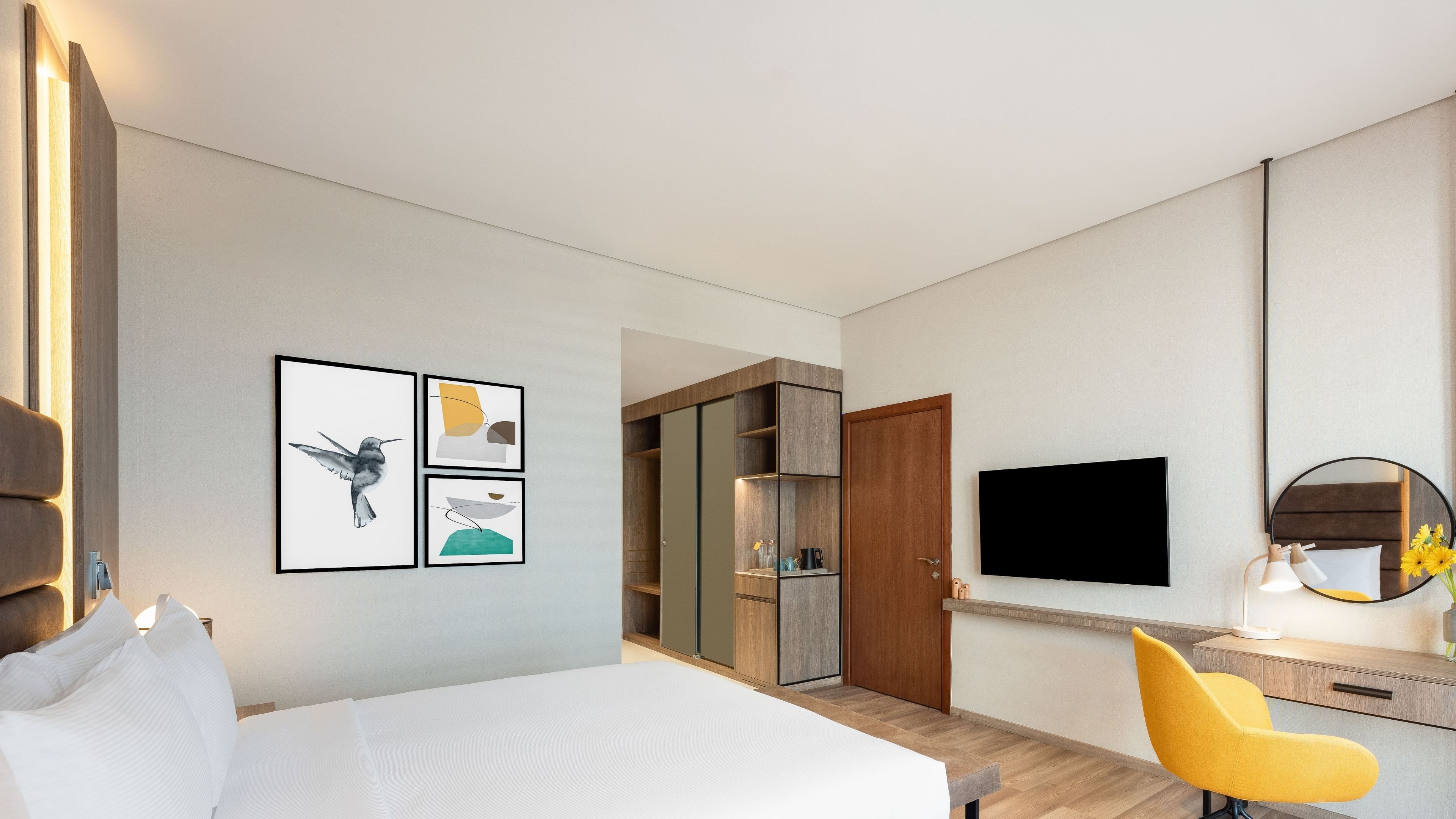 DELUXE ROOM