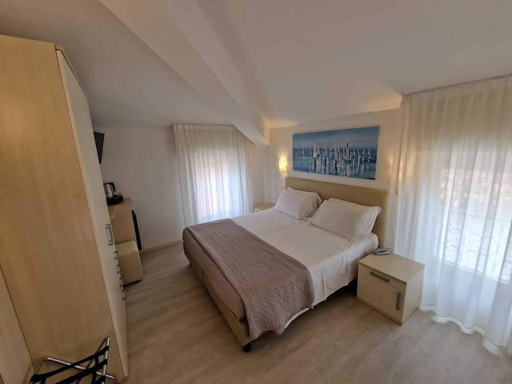 Hotel Villa Anthea 12/58