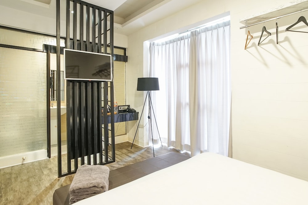 Hotel Sanrina Makassar 32/70