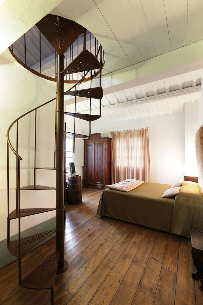 Urbino Resort 24/75