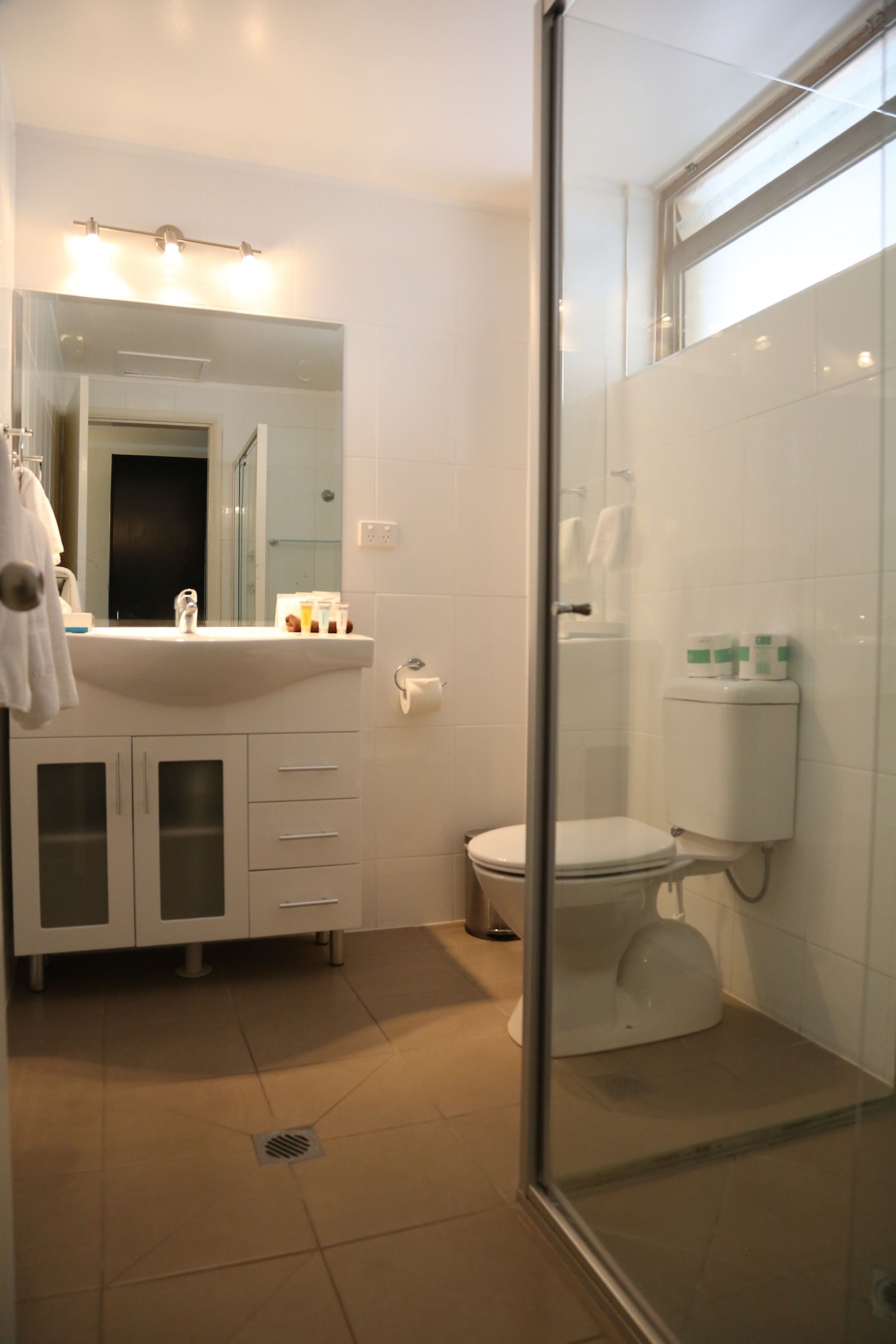 غرفة قياسية بسرير كينج، Quality Inn Dubbo International 4/6
