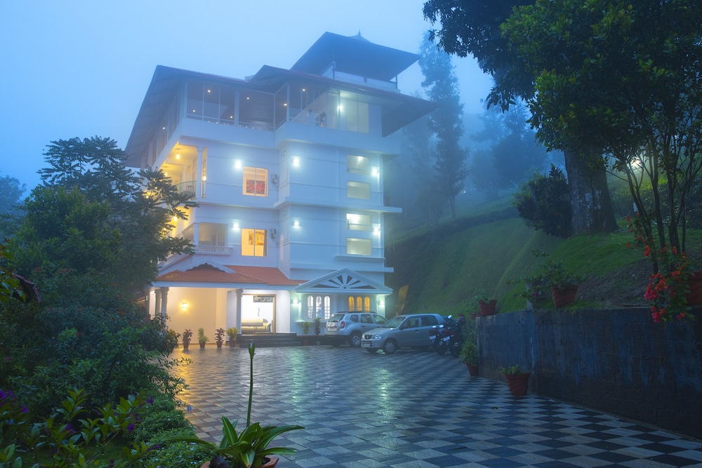 Dream Catcher Plantation Resort 5/50