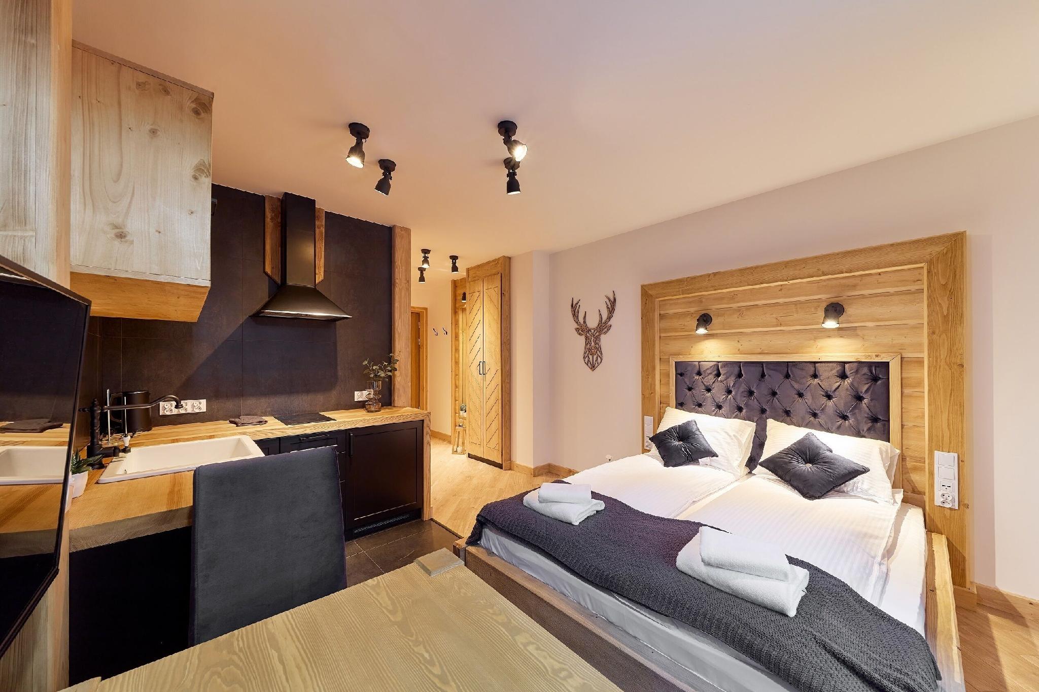 Spa, Studio, Suite