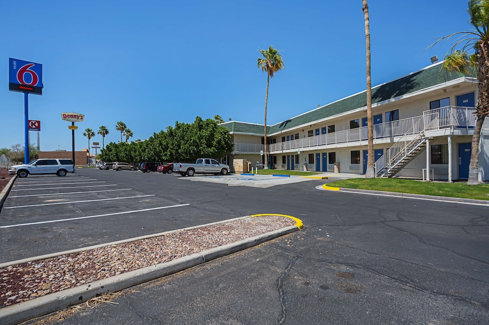 Motel6 Yuma, AZ - East 54/66