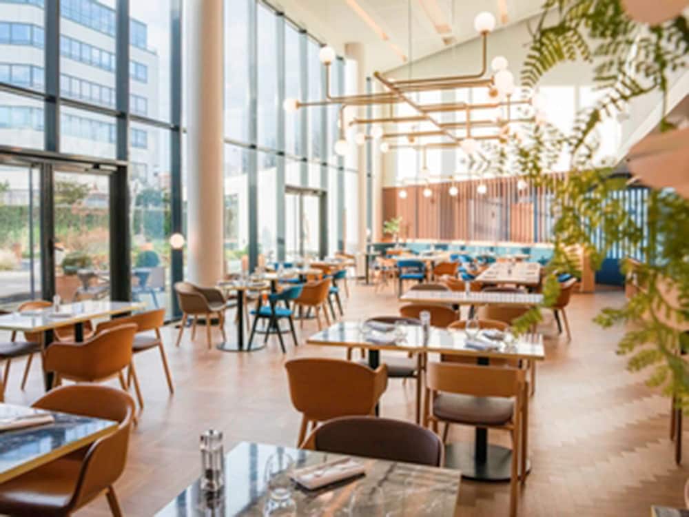 NOVOTEL LE HAVRE CENTRE GARE 51/67