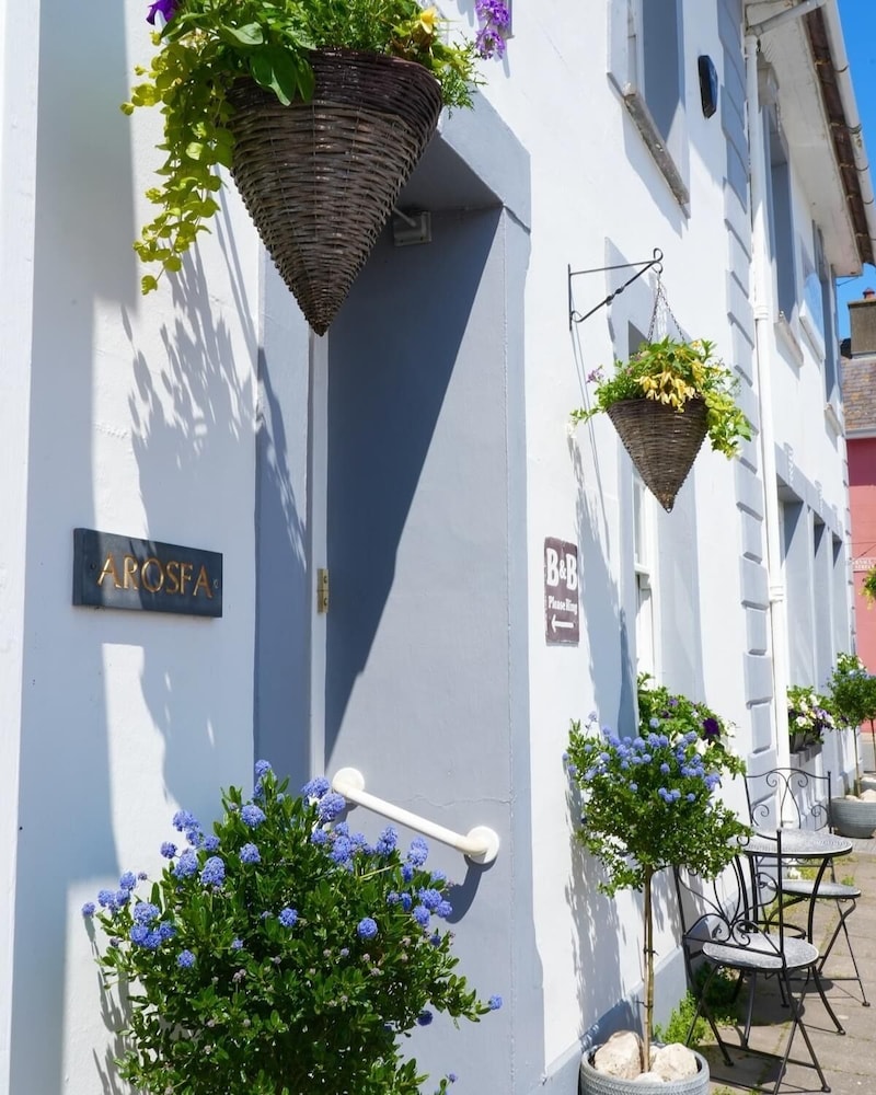 Arosfa Harbourside Guest House 5/50