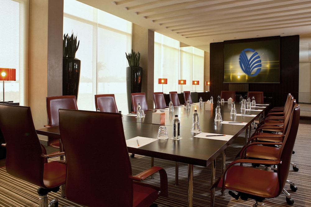 Centro Sharjah Rotana 43/50