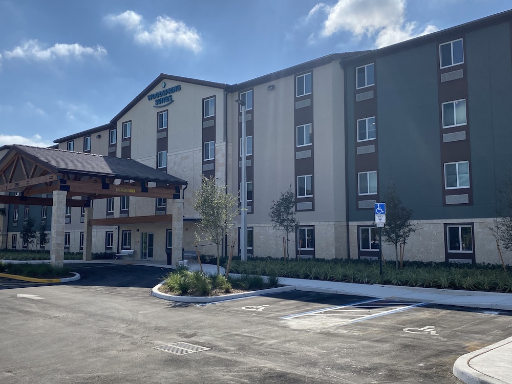 WoodSpring Suites Tamarac 45/50