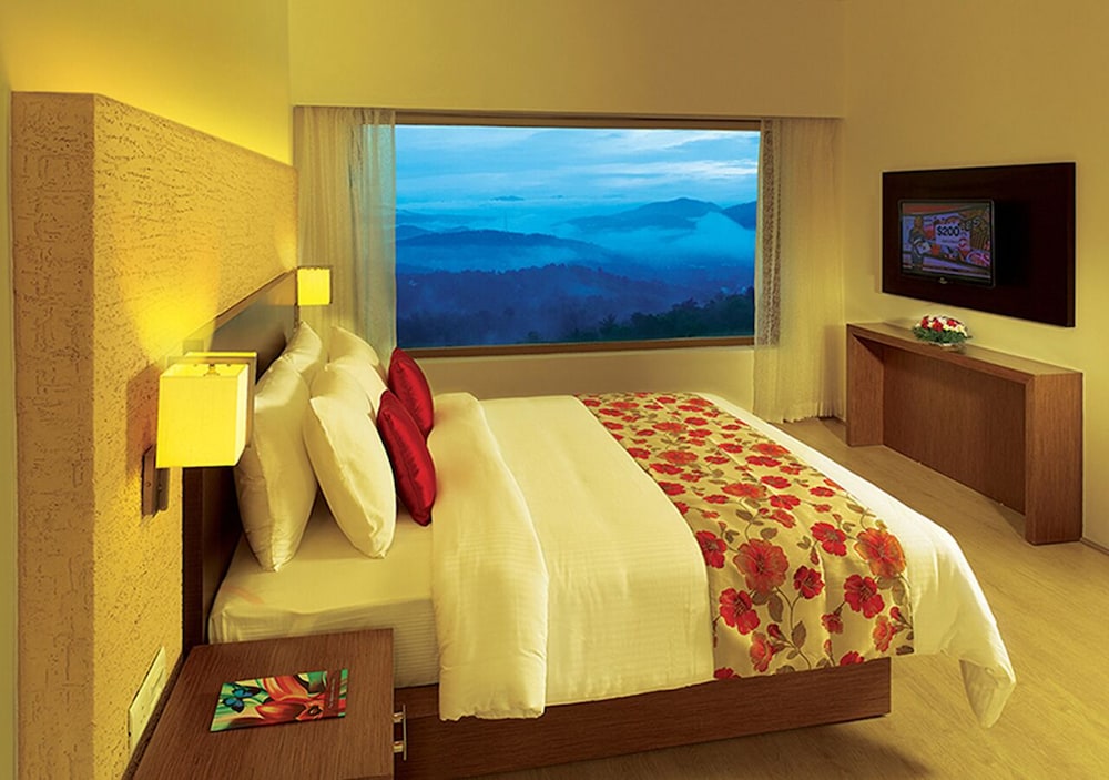 POETREE SAROVAR PORTICO 24/74