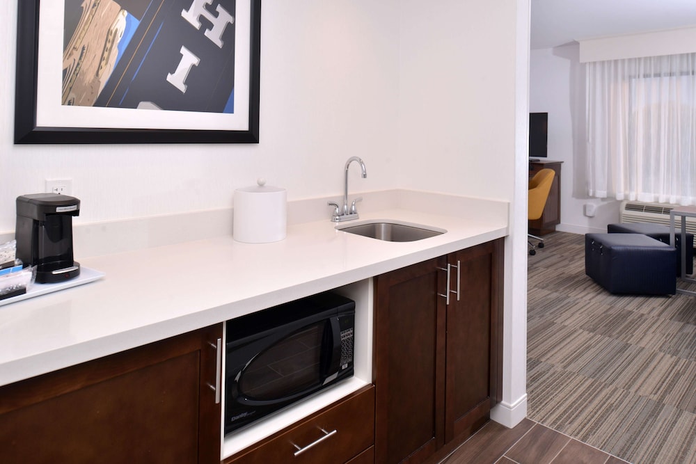 Hampton Inn Suites Ann Arbor West 41/47