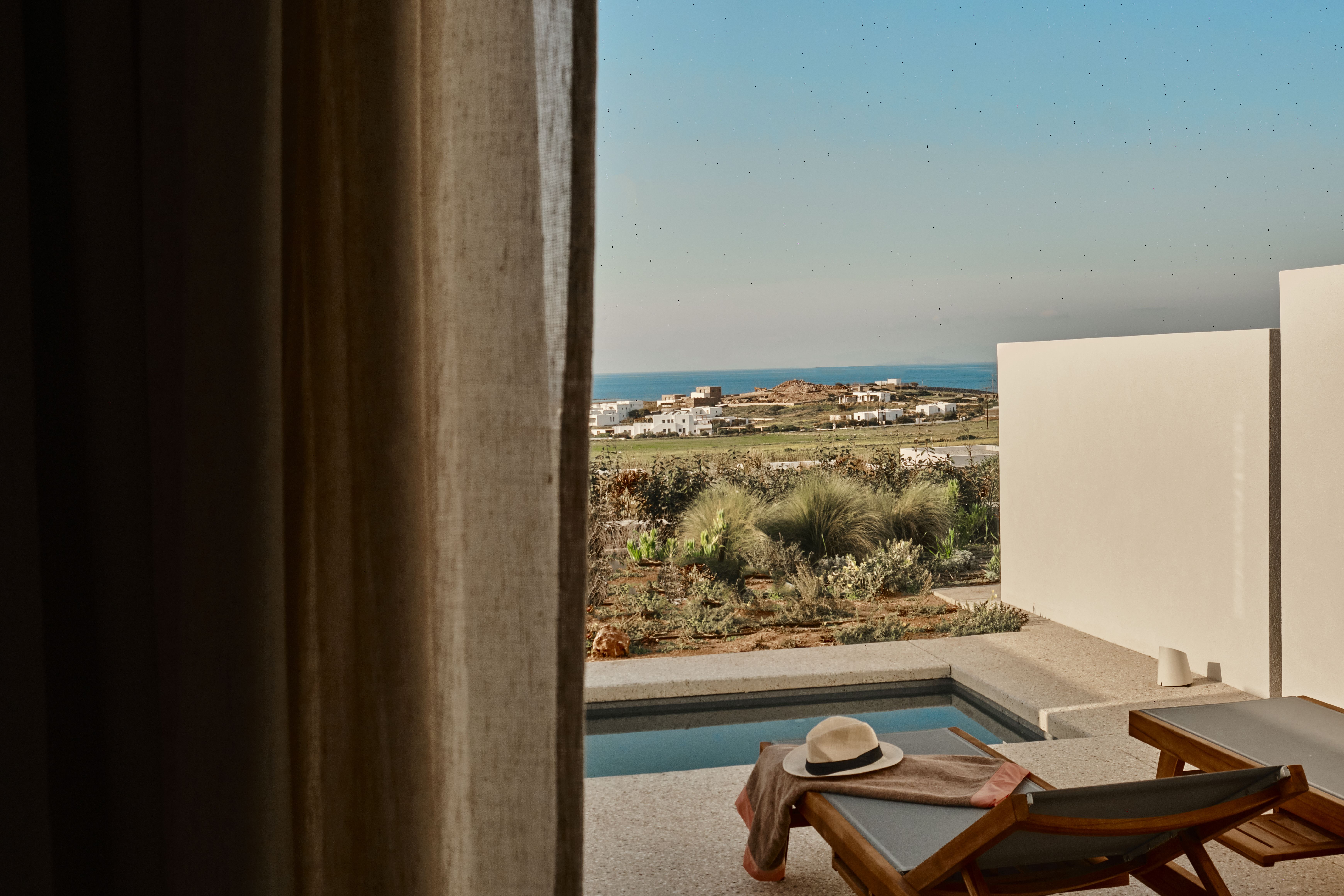 Ovea Paros 16/35