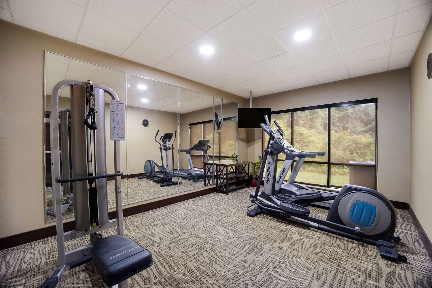 Comfort Inn & Suites Midway - Tallahassee West 24/38