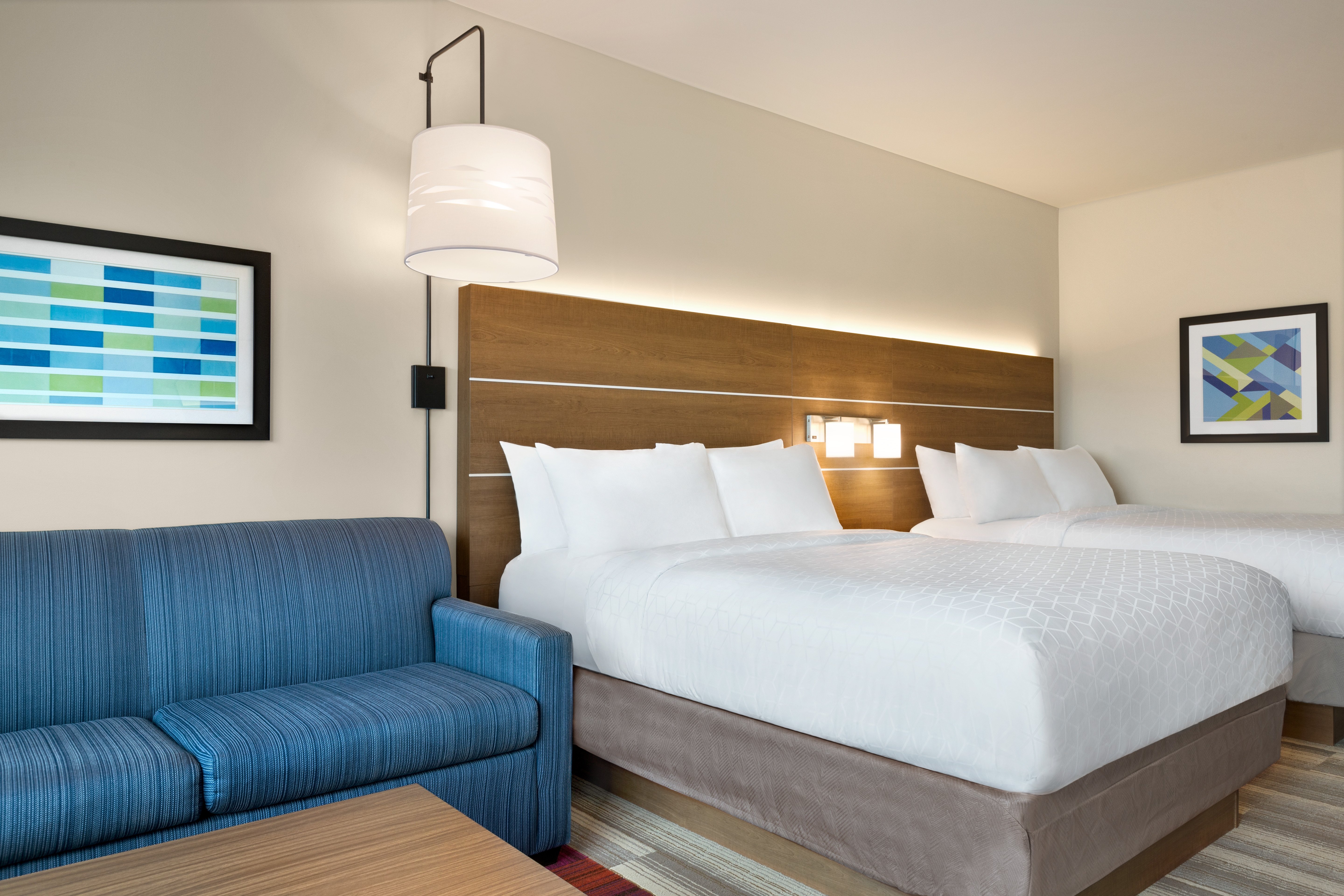 Holiday Inn Express & Suites - Ukiah 29/80