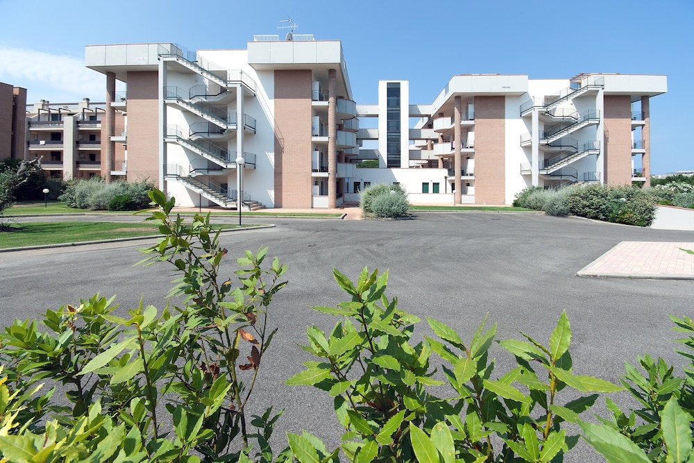 Le Residenze Di Santa Costanza 53/58
