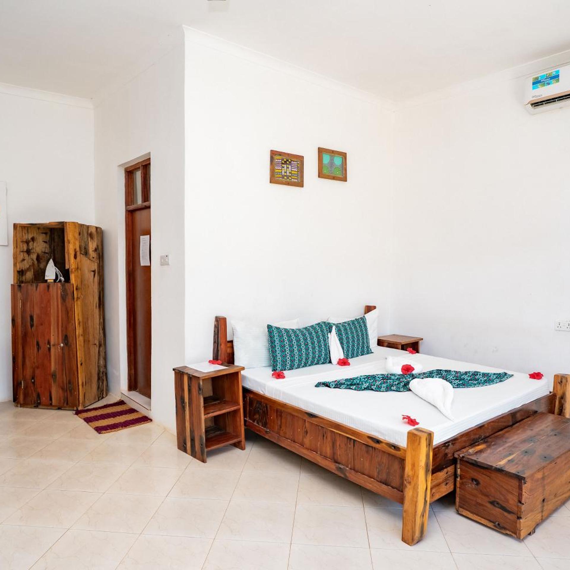 غرفة بسرير مزدوج بإطلالة على البحر، Bella Vista Resort Zanzibar 2/10