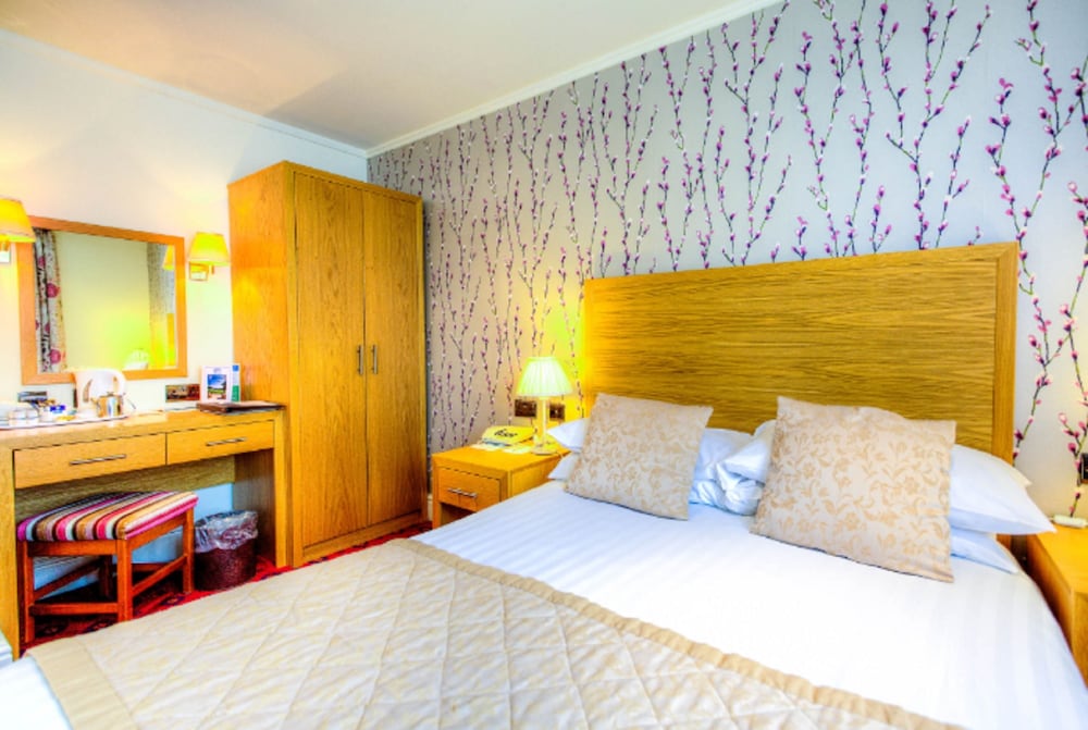 غرفة قياسية بسرير مزدوج