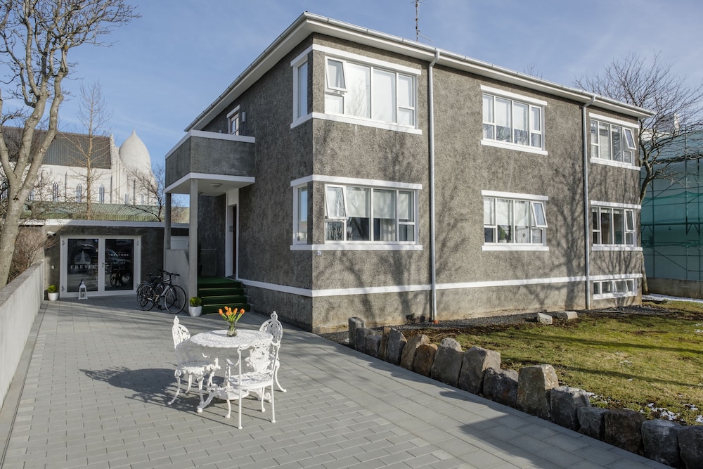 FREYJA GUESTHOUSE & SUITES 40/47