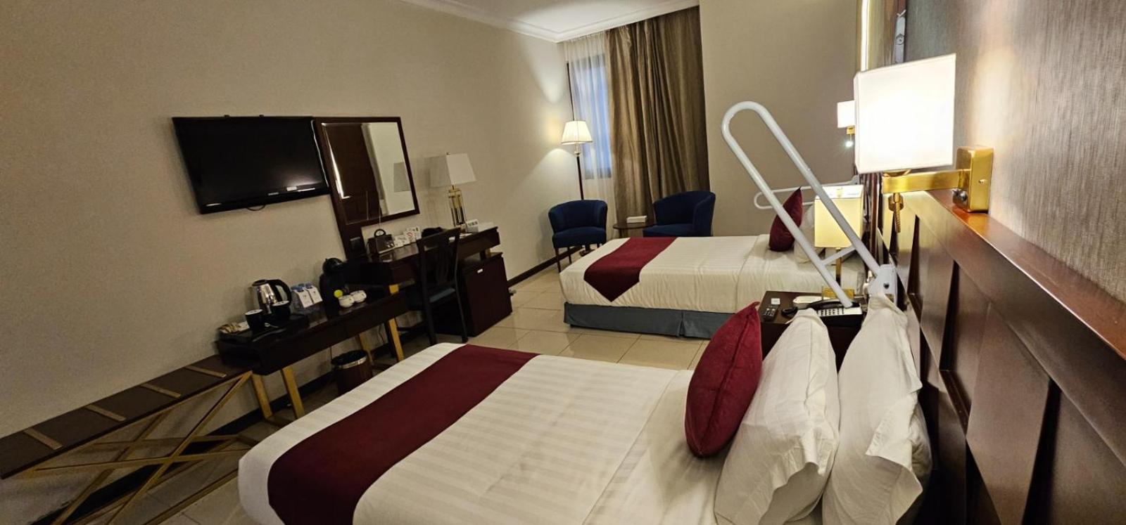 Jiwar Al Saha Hotel 17/24