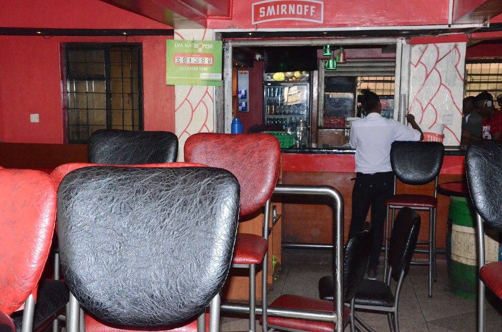 Nyam Hotel 22/26