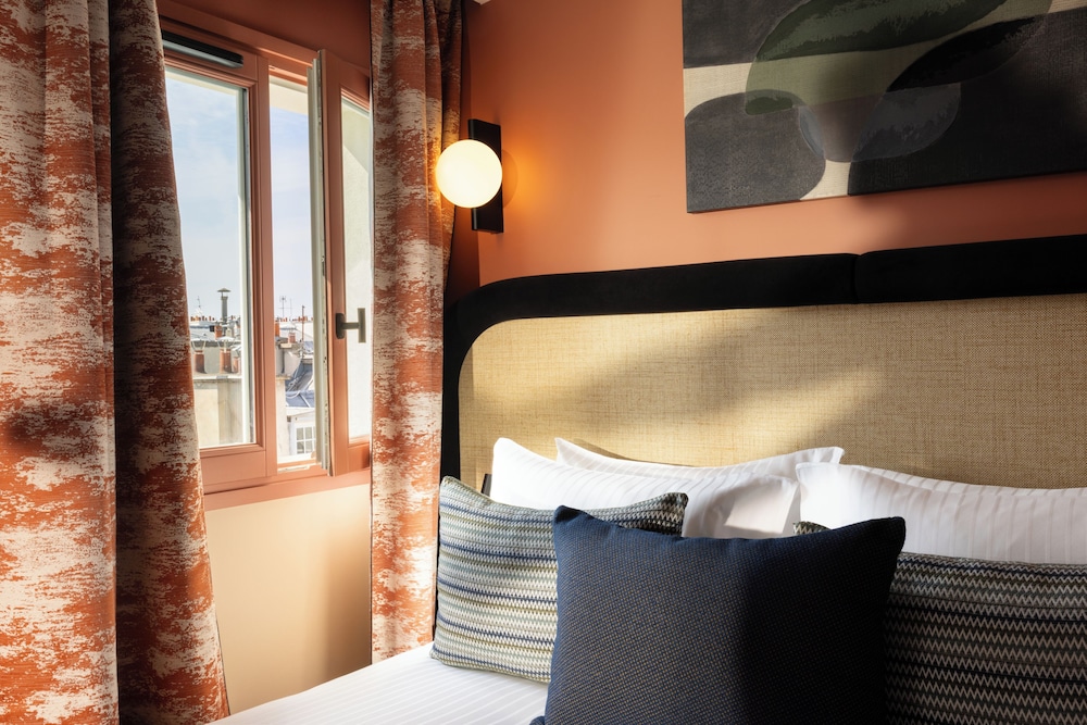 Roof Top, Prestige, Queen Bed, with View