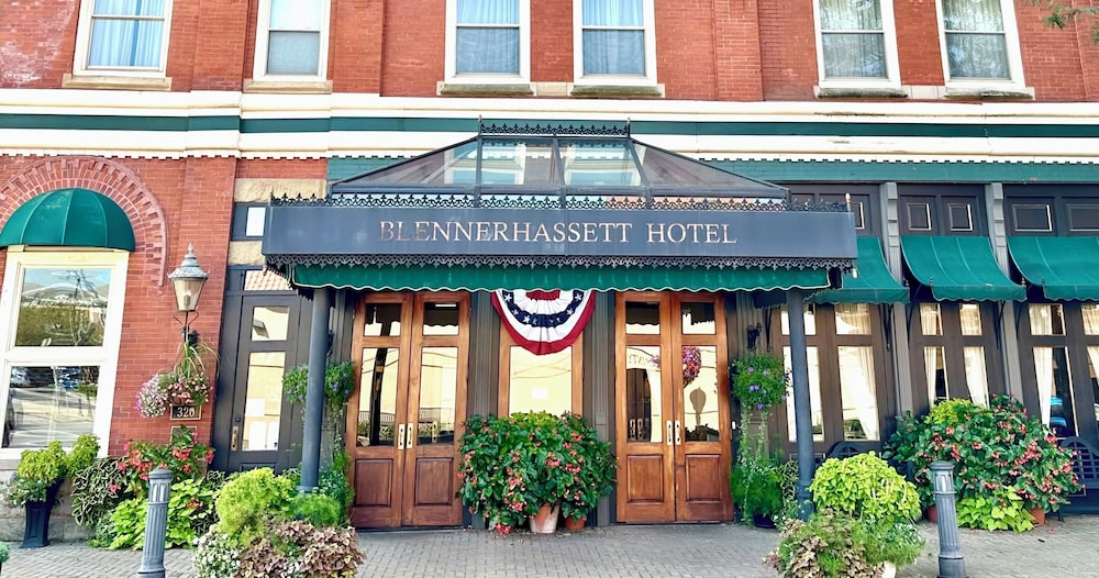 The Blennerhassett Hotel 1/75