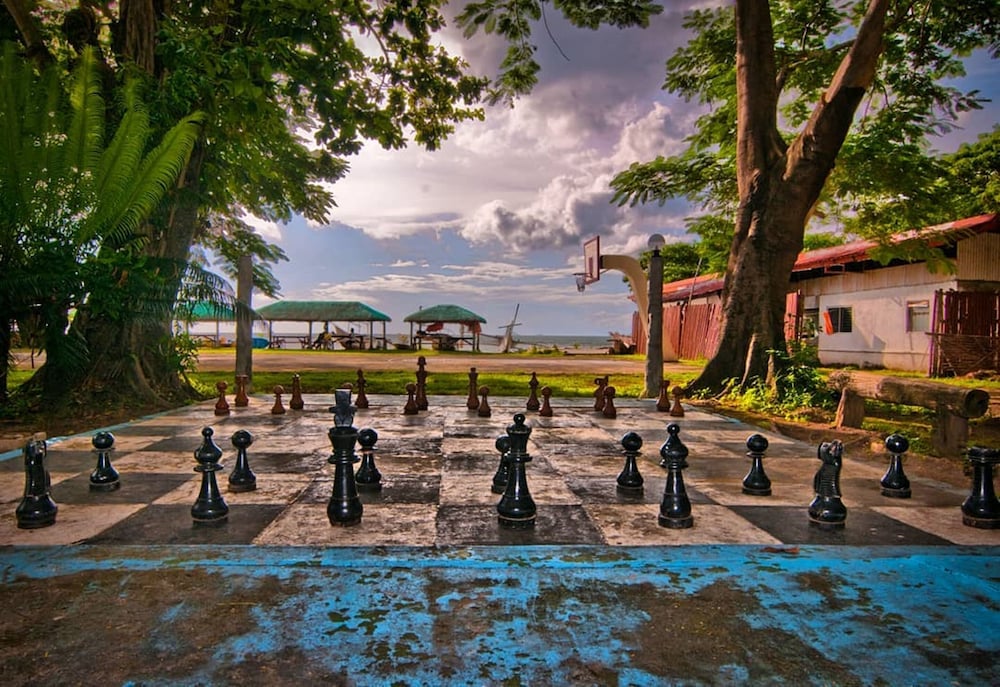 Matabungkay Beach Resort Hotel 7/65