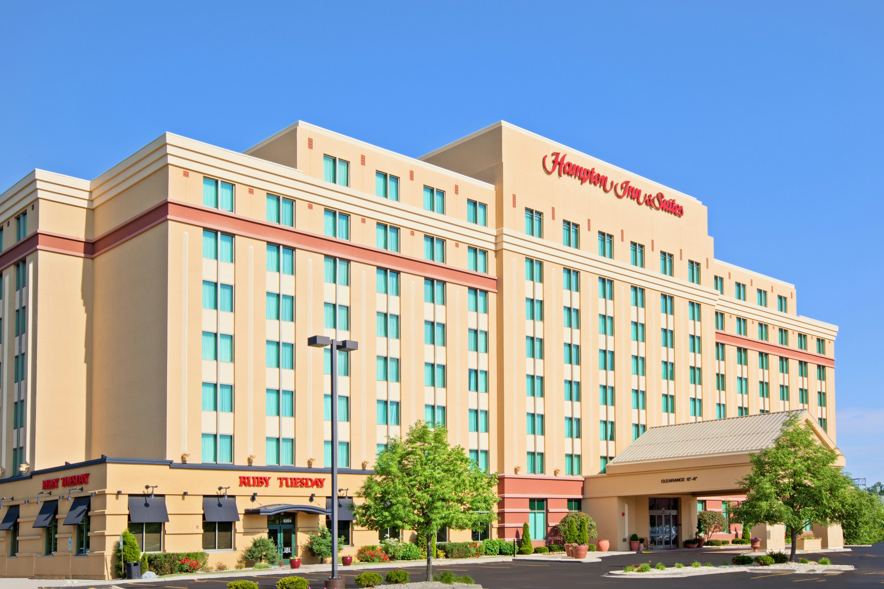 Hampton Inn And Suites Chicago North Shore 3/45