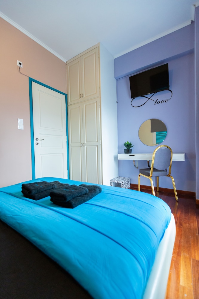 STUDIO, APARTMENT, TRIPLE, MOUNTAIN VIEW