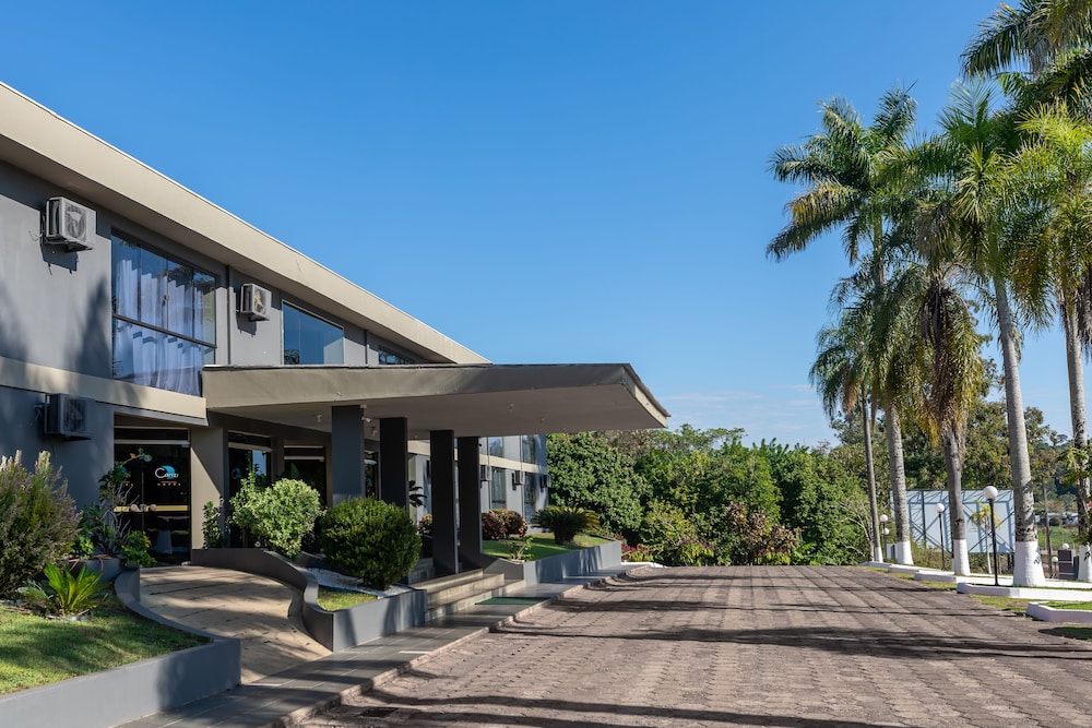 CANZI CATARATAS HOTEL 38/50