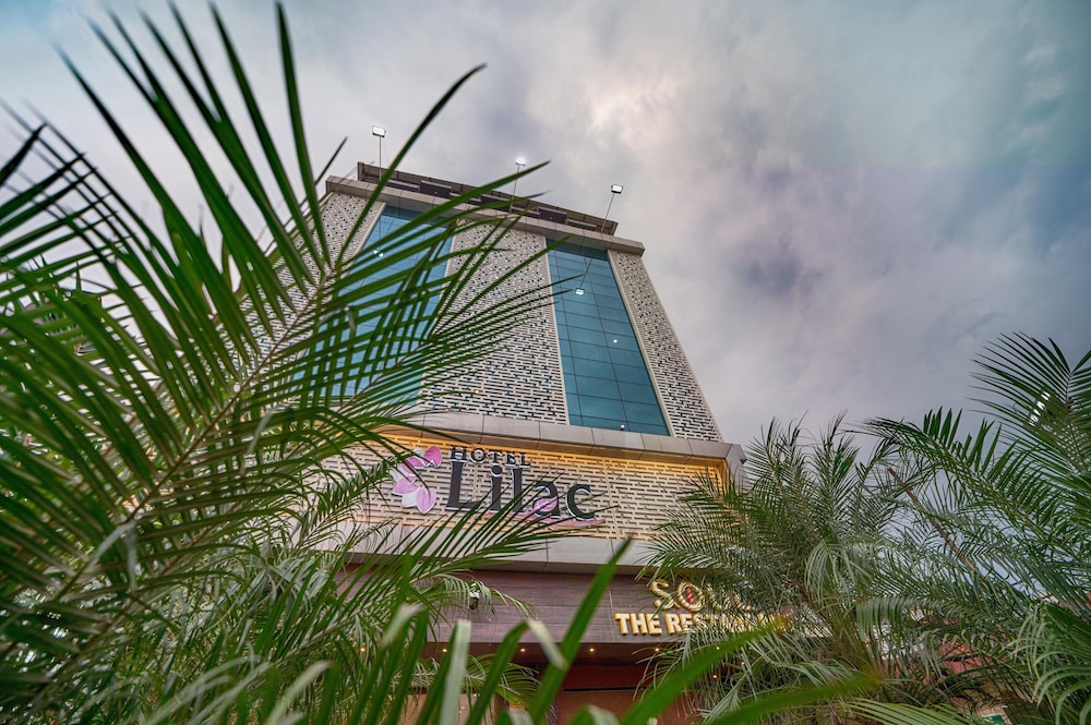 Hotel Lilac 3/37