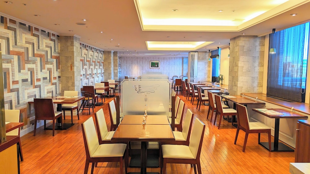 Premier Hotel Nakajima Park Sapporo 64/82