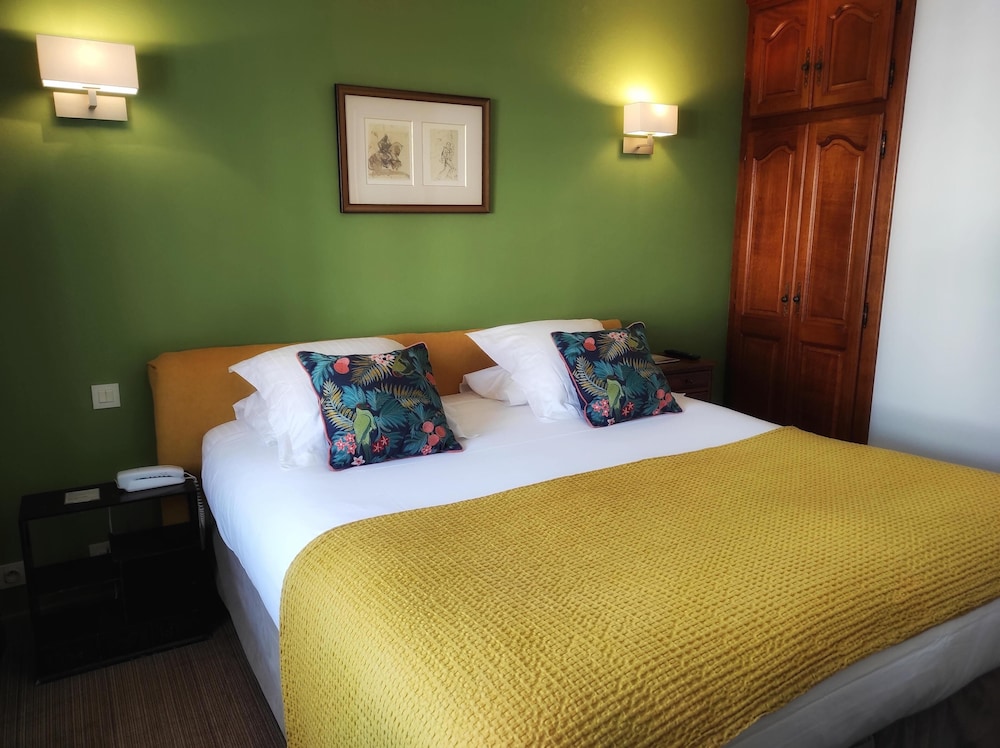 Hotel La Marisa 15/70